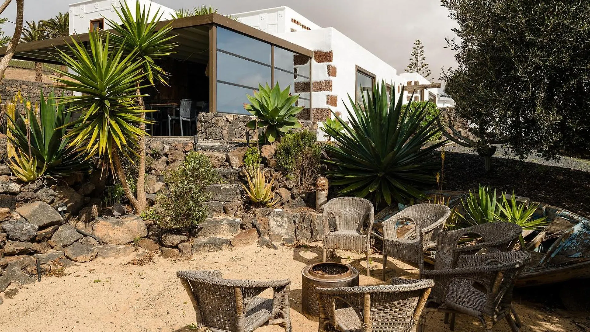 Finca Botanica Tao - 5 Bedroom Villa With Pool And Hot Tub Spain