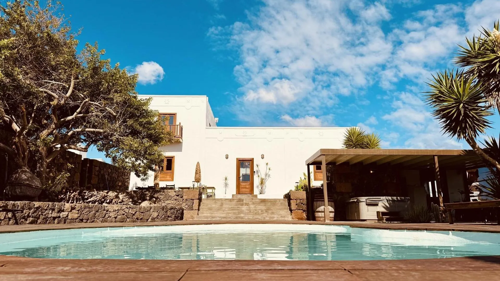 Finca Botanica Tao - 5 Bedroom Villa With Pool And Hot Tub